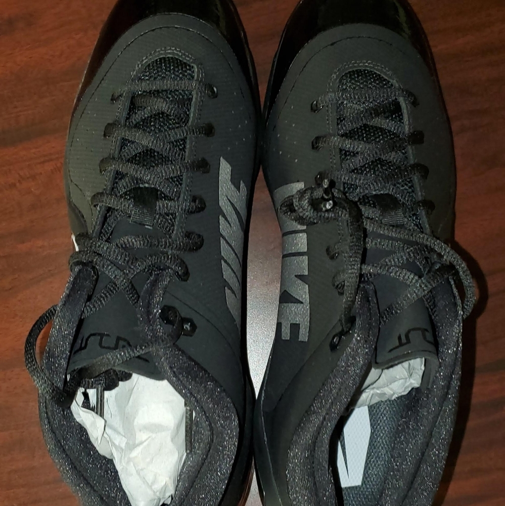Nike Force Zoom Trout 4